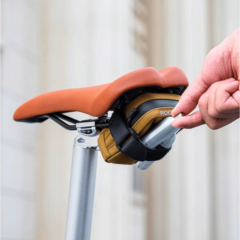 under-saddle-bag-access