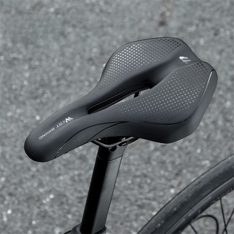 Black ultralight bike seat mounted on a road bike, breathable gel foam design